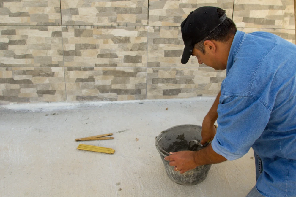 Choosing the Best Floor Tile Adhesive for Concrete Floors